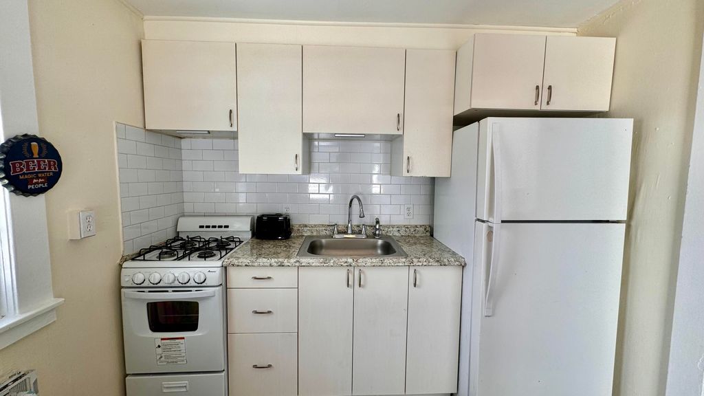 Photo of 713 N Federal Highway #2, Lake Worth Beach, FL 33460 (MLS # R11004623)