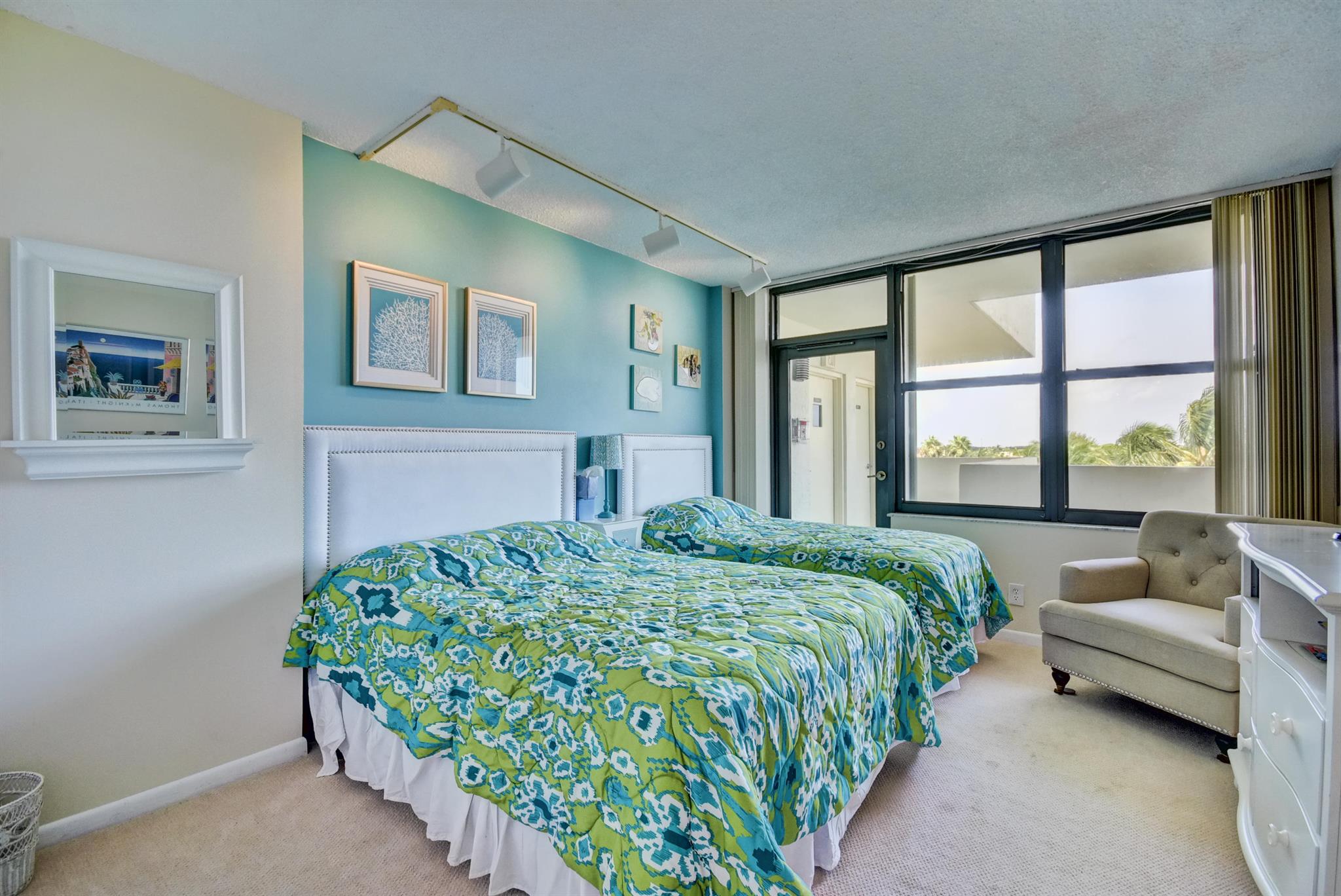 CARRON HOUSE CONDO - Residential Lease