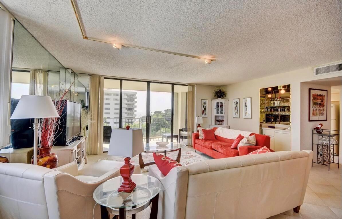 CARRON HOUSE CONDO - Residential Lease