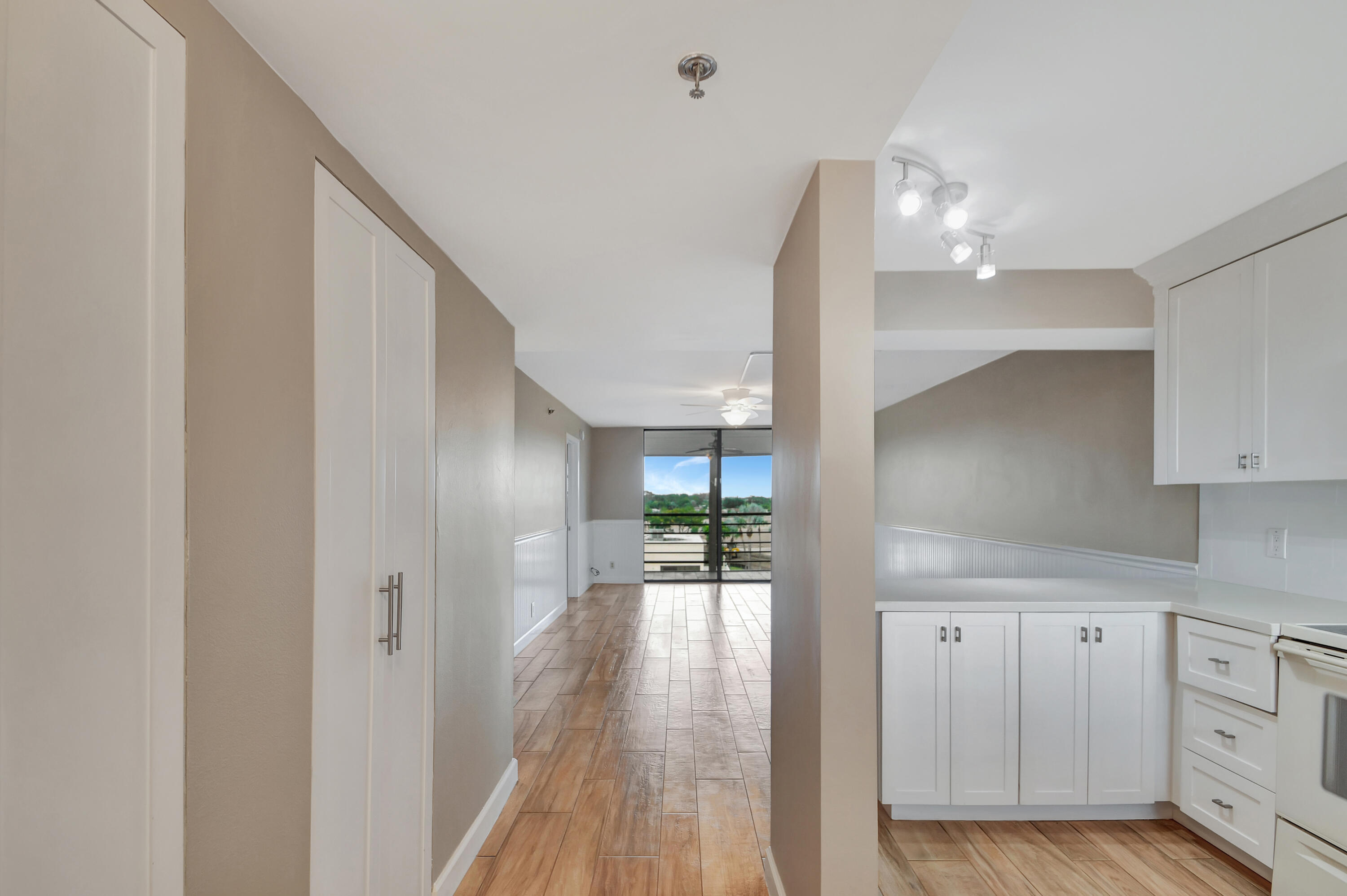 SUNRISE OF PALM BEACH CONDO 1,2,3,4, 14 AND 17 - Residential Lease