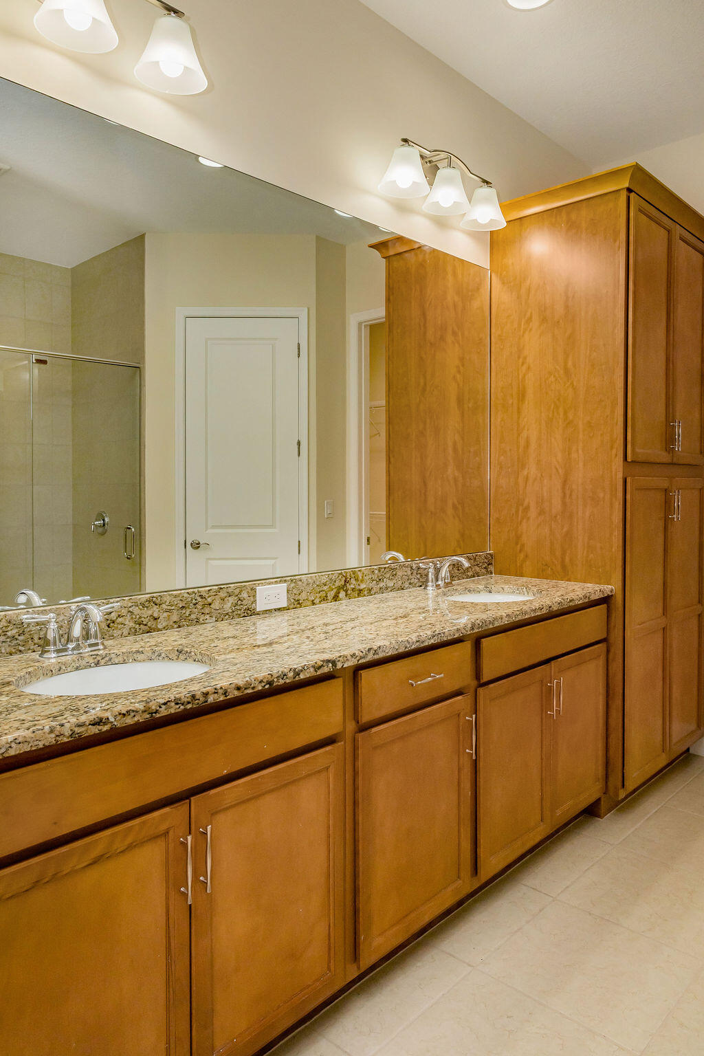 MEADOWS OF WESTLAKE - Residential Lease