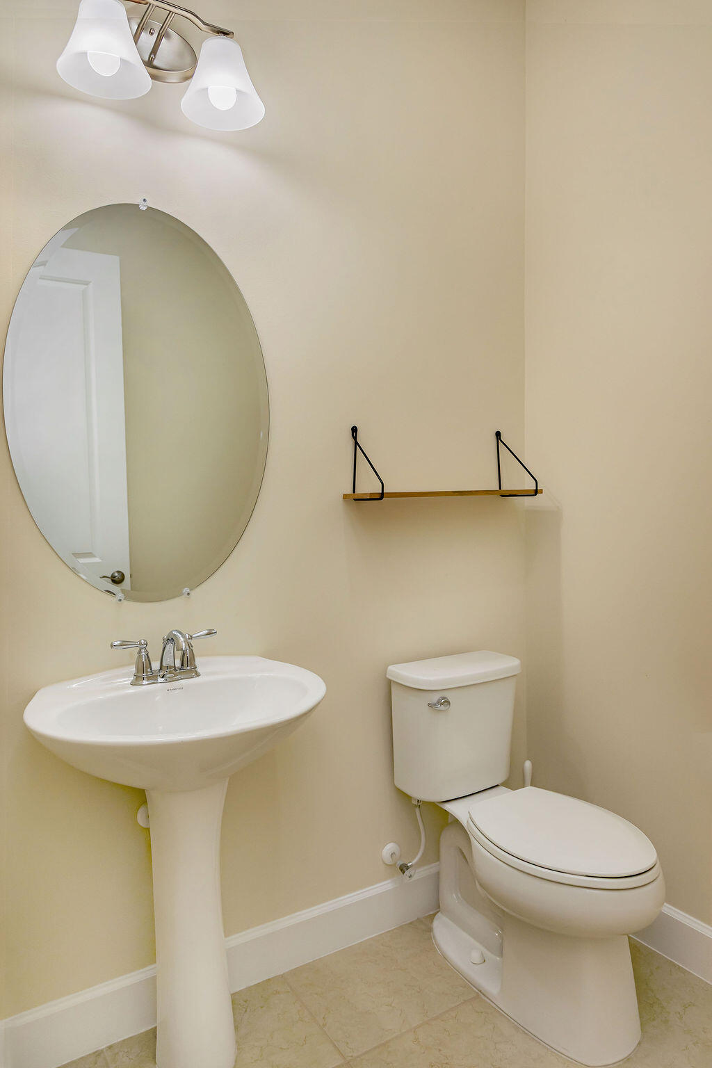 MEADOWS OF WESTLAKE - Residential Lease