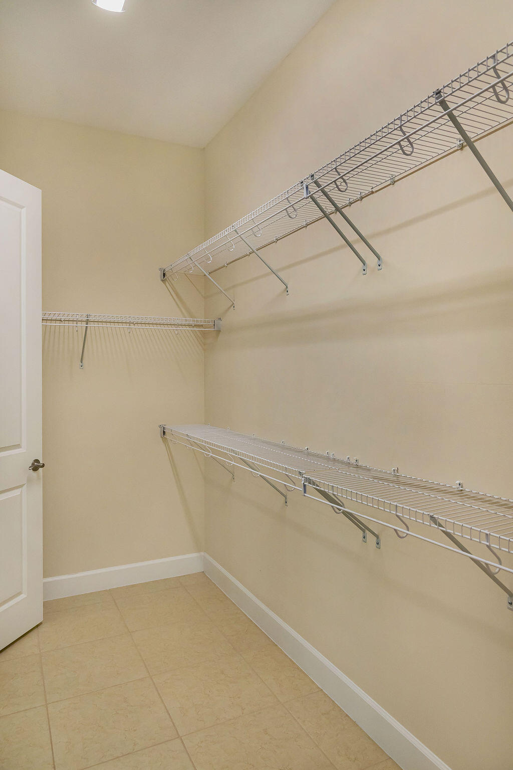 MEADOWS OF WESTLAKE - Residential Lease