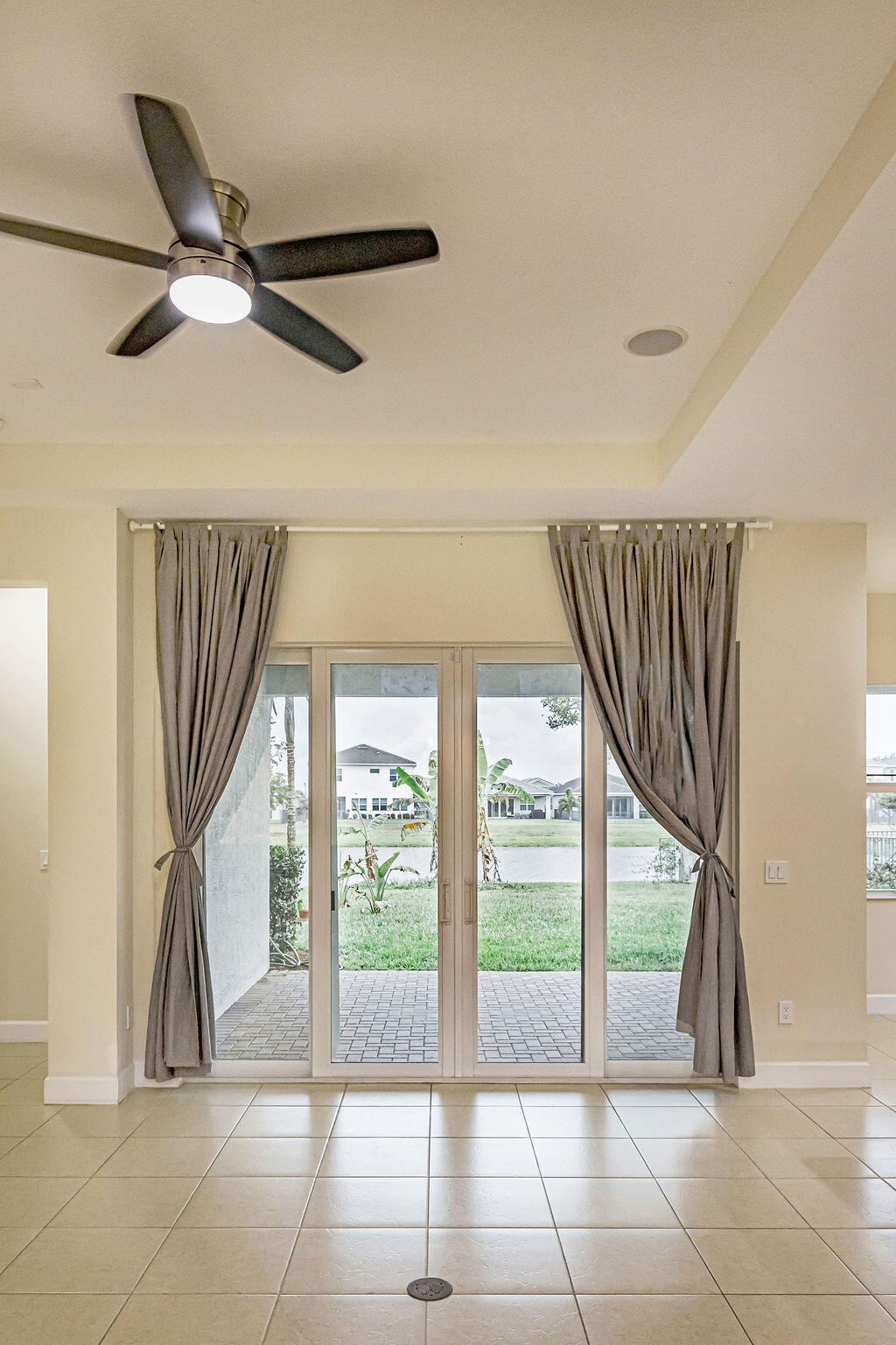 MEADOWS OF WESTLAKE - Residential Lease