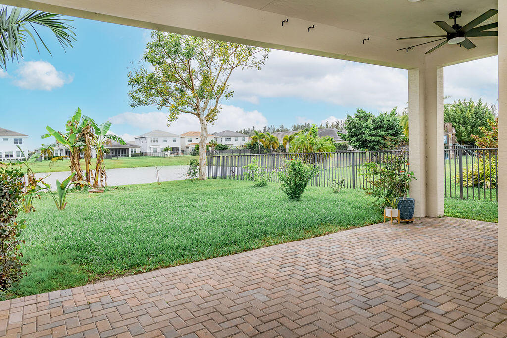 MEADOWS OF WESTLAKE - Residential Lease