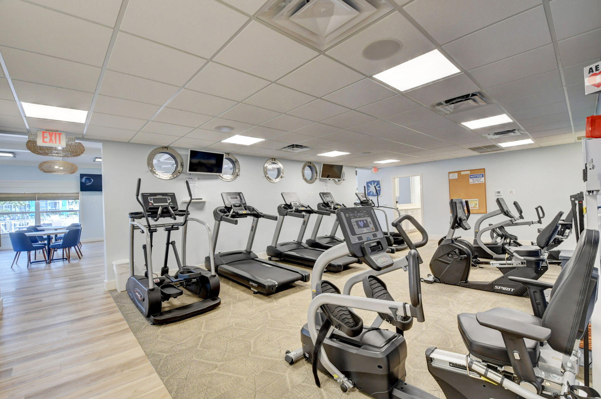 TROPIC BAY CONDO - Residential Lease