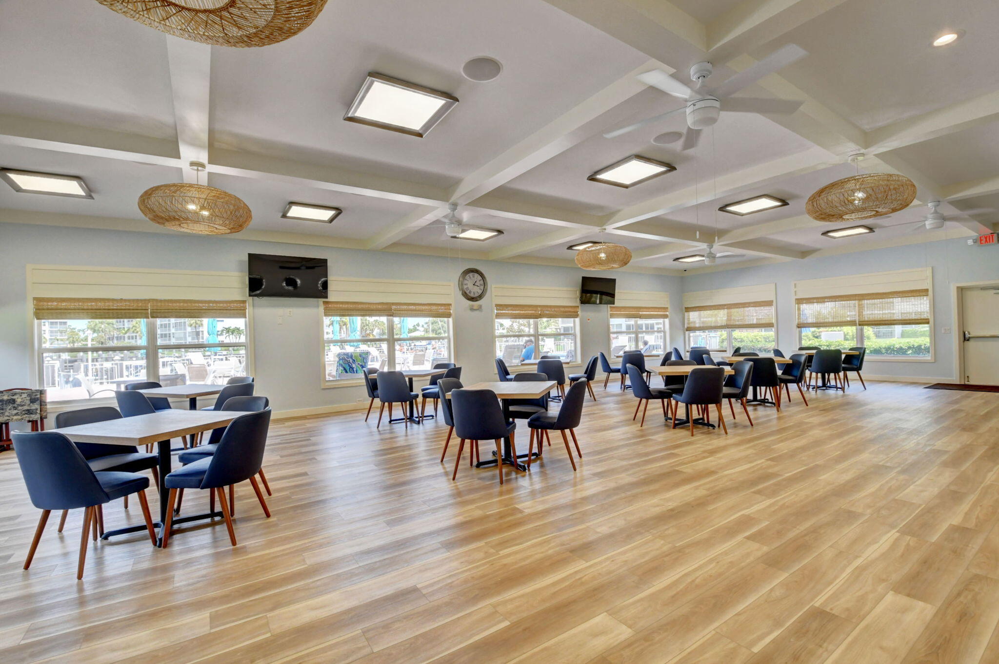 TROPIC BAY CONDO - Residential Lease