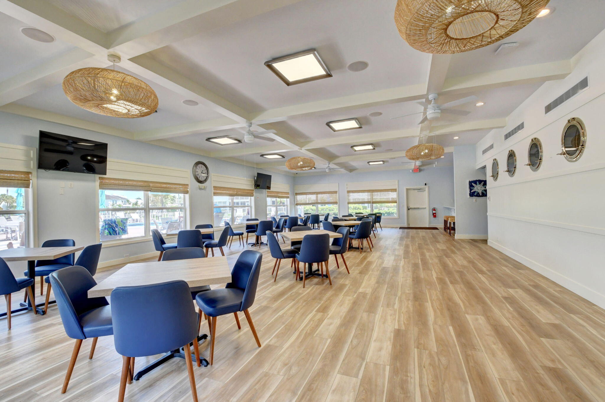 TROPIC BAY CONDO - Residential Lease