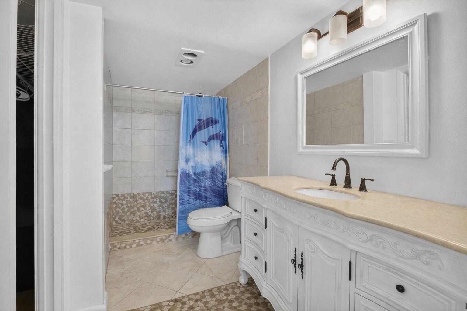 TROPIC BAY CONDO - Residential Lease