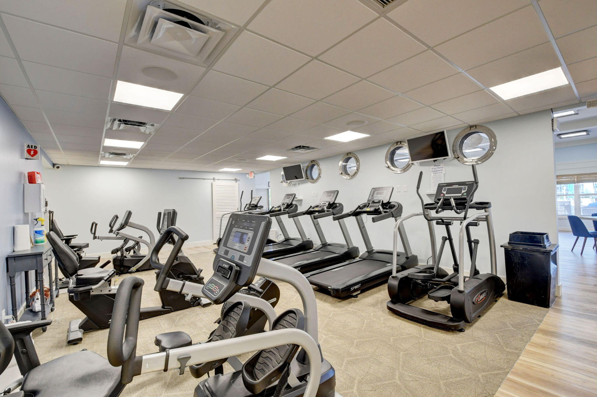 TROPIC BAY CONDO - Residential Lease