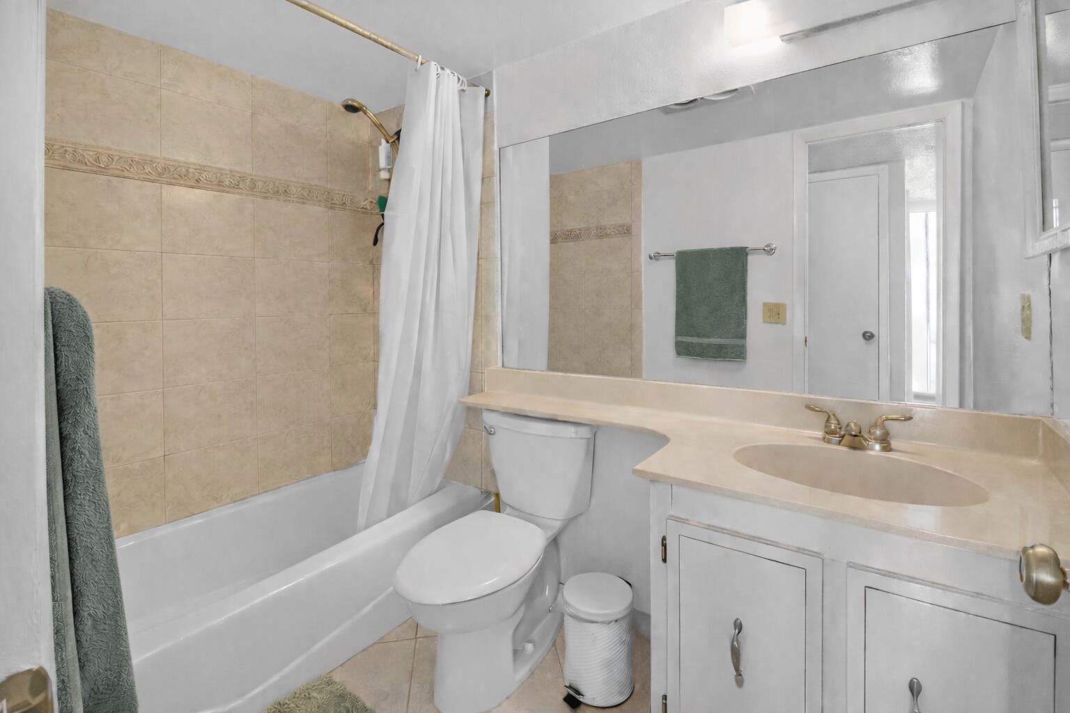 TROPIC BAY CONDO - Residential Lease