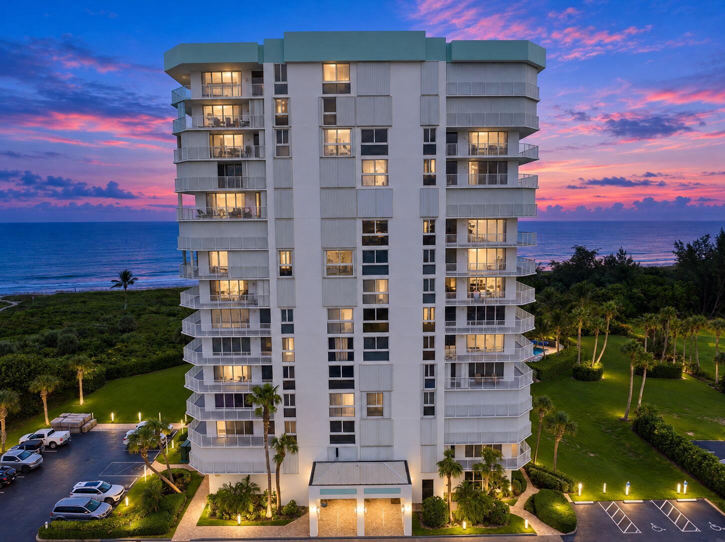 2700 N Hwy A1A 1102