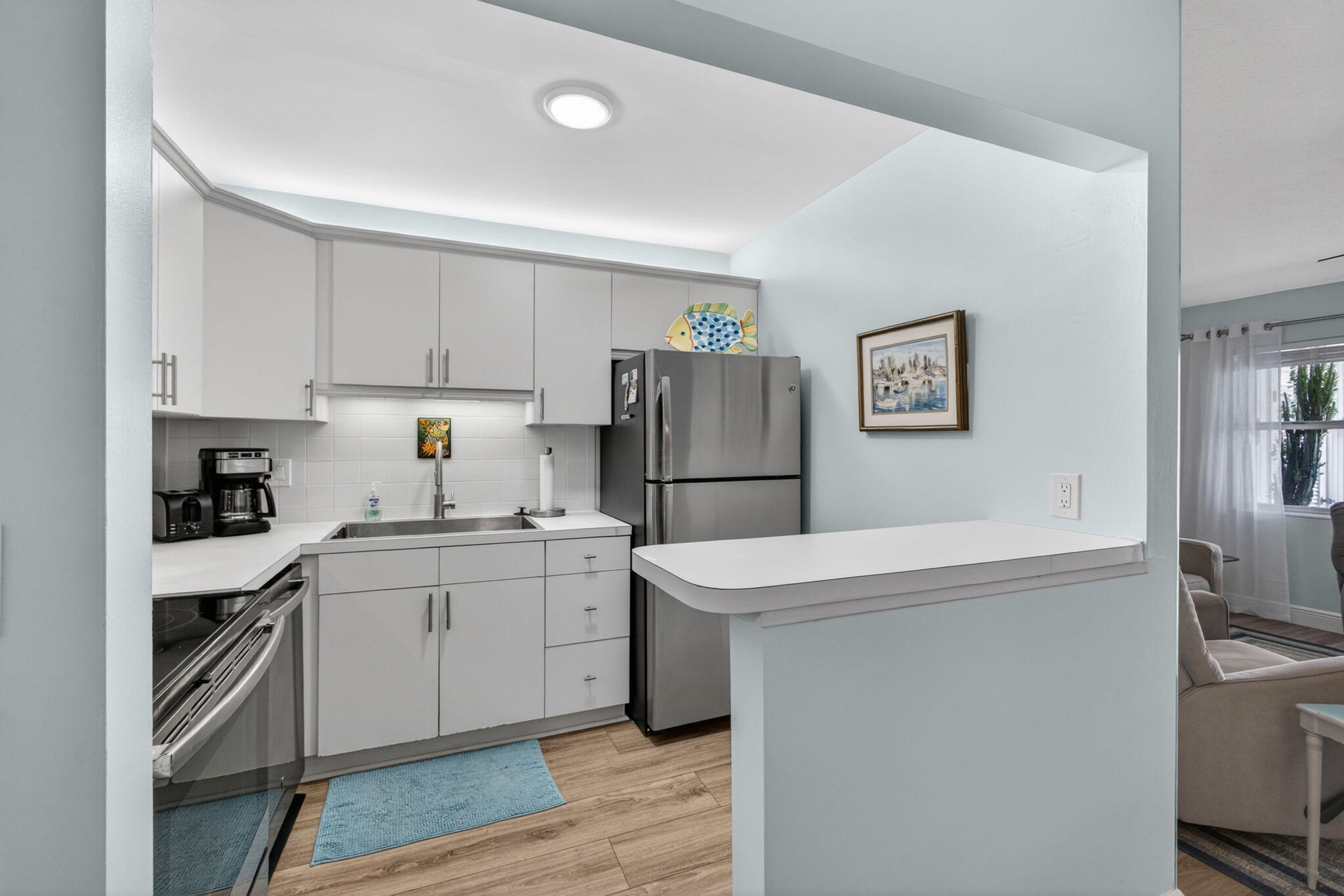 SHORE CLUB APTS B & C CONDO - Residential