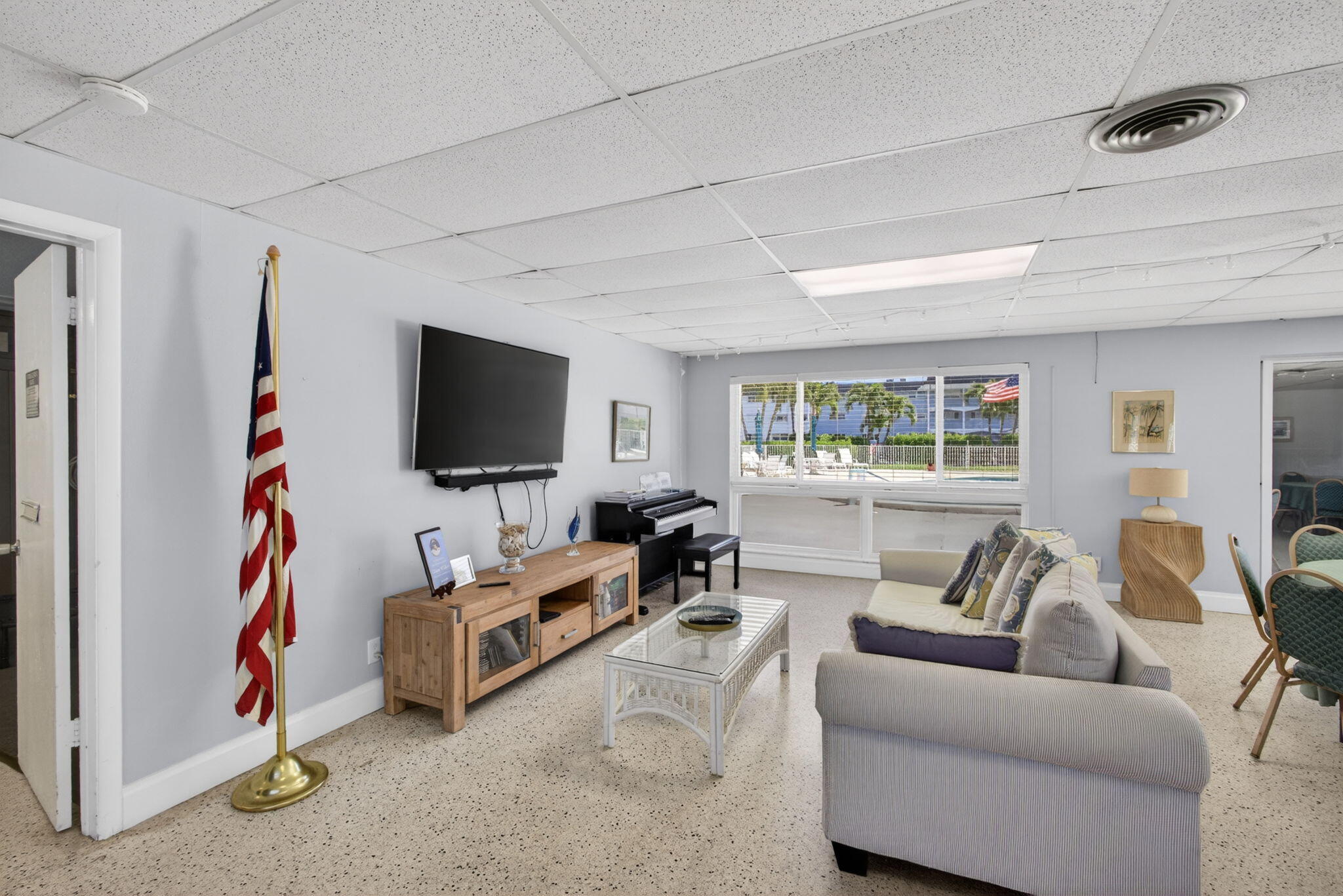 SHORE CLUB APTS B & C CONDO - Residential