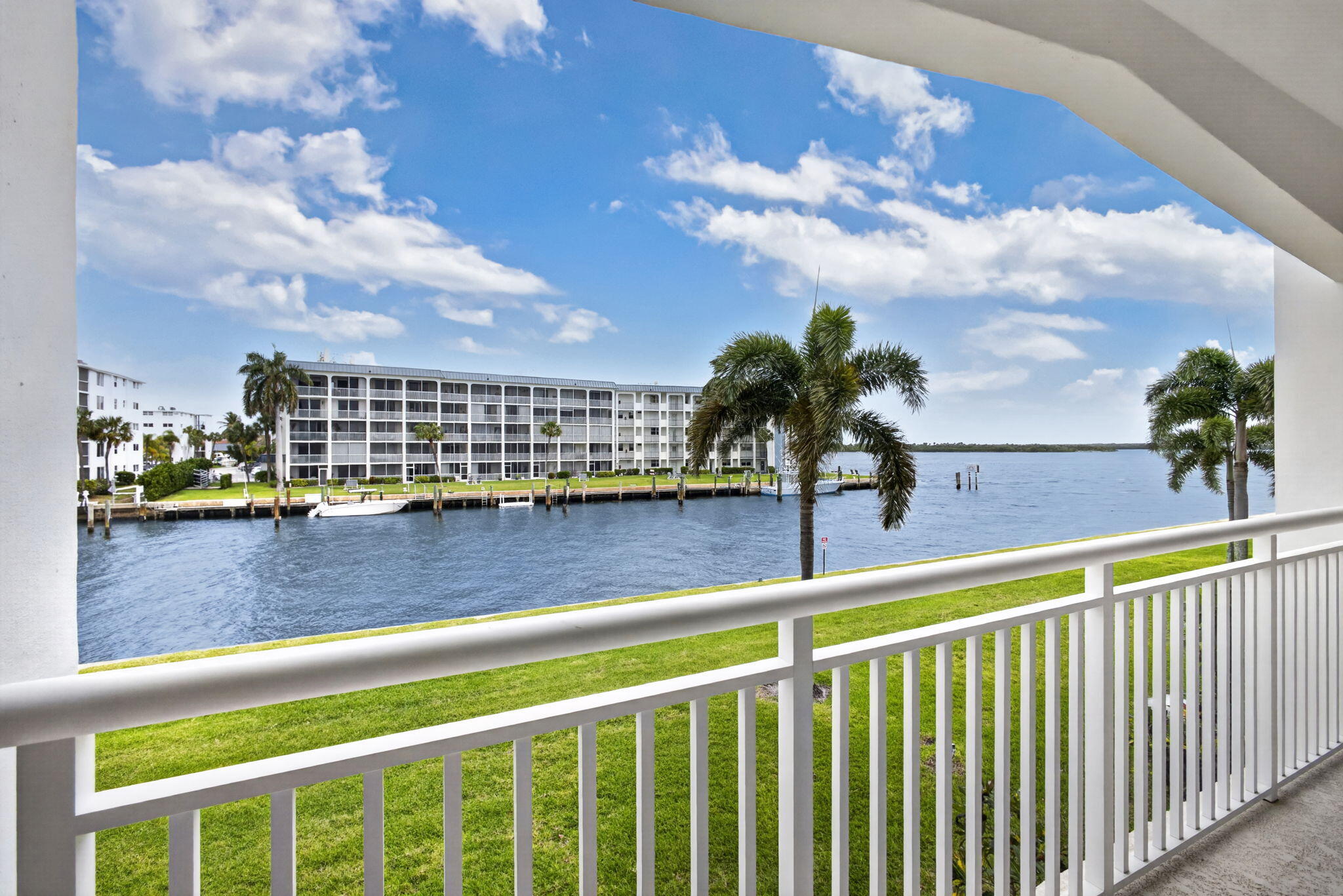 111 Shore Court #206