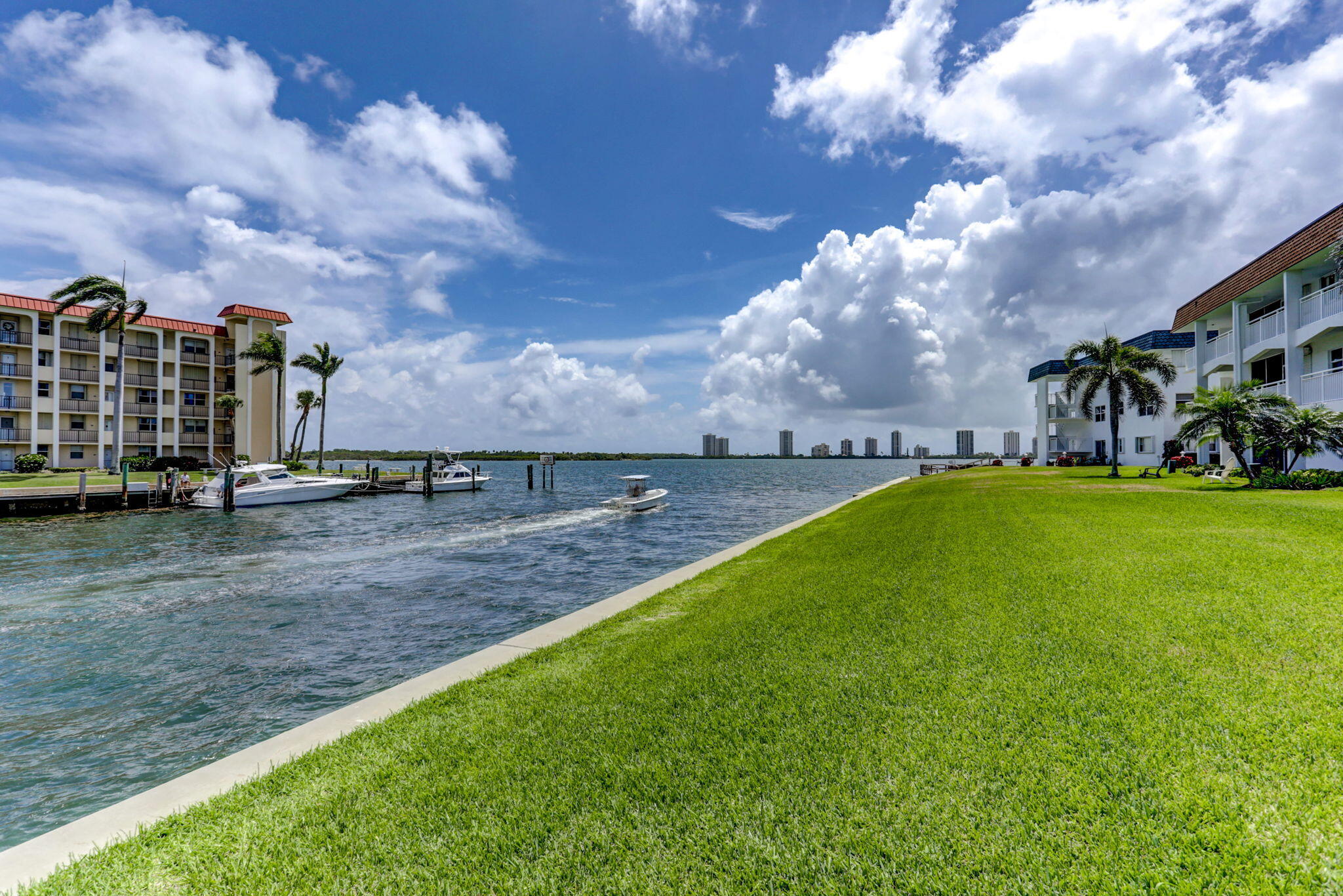 SHORE CLUB APTS B & C CONDO - Residential