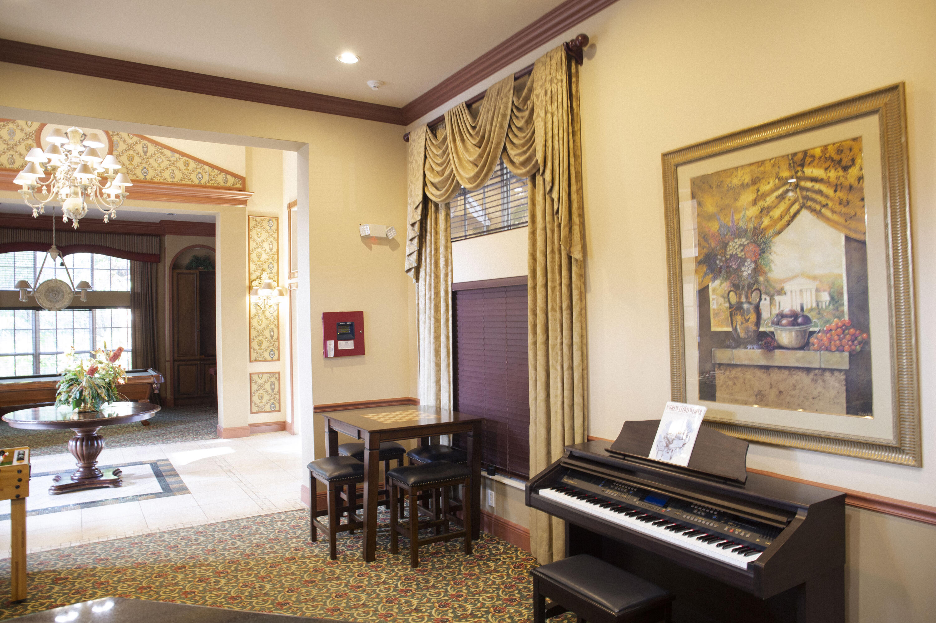 HYPOLUXOS MARINERS CAY CONDO - Residential