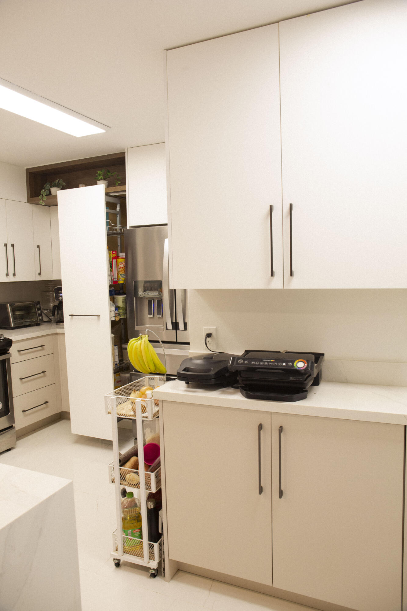 HYPOLUXOS MARINERS CAY CONDO - Residential