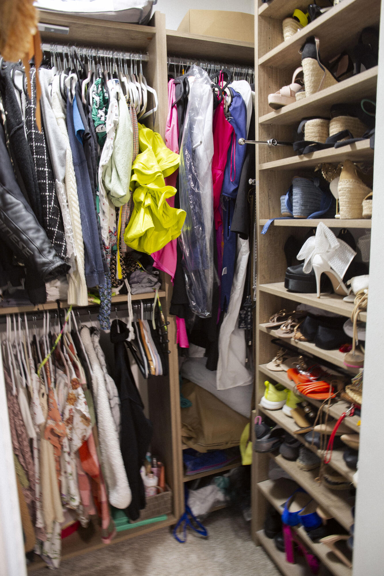 HYPOLUXOS MARINERS CAY CONDO - Residential