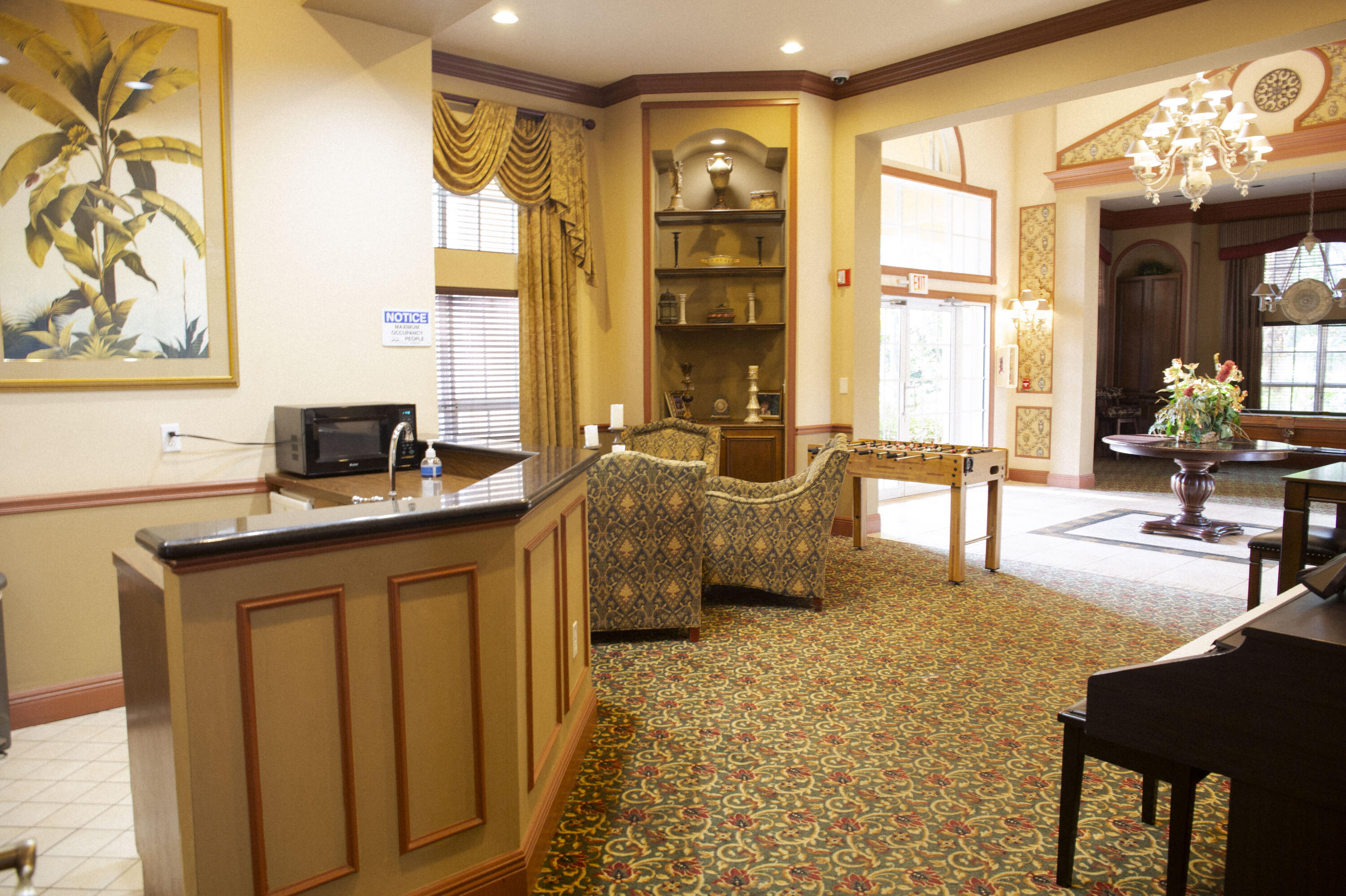 HYPOLUXOS MARINERS CAY CONDO - Residential