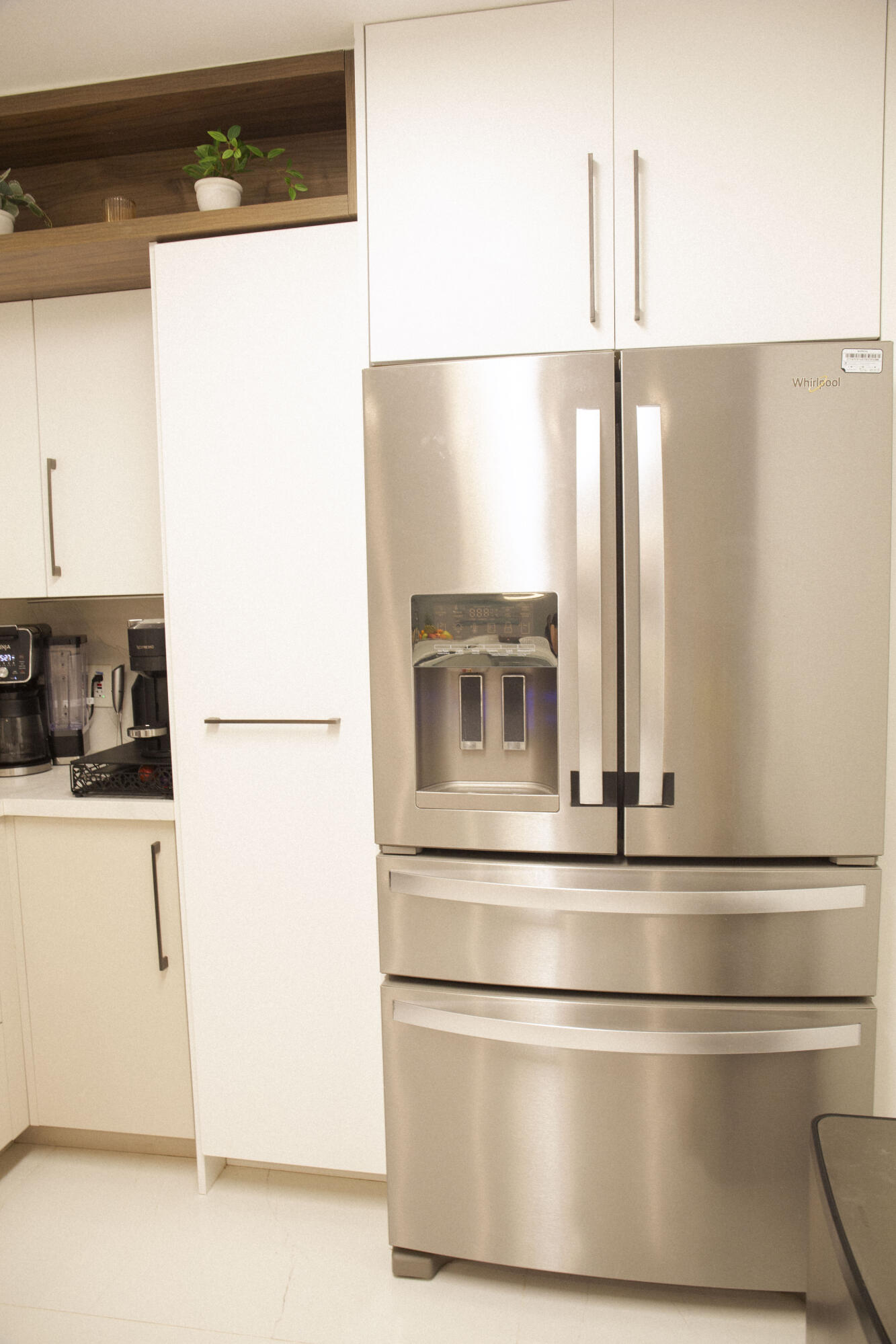 HYPOLUXOS MARINERS CAY CONDO - Residential