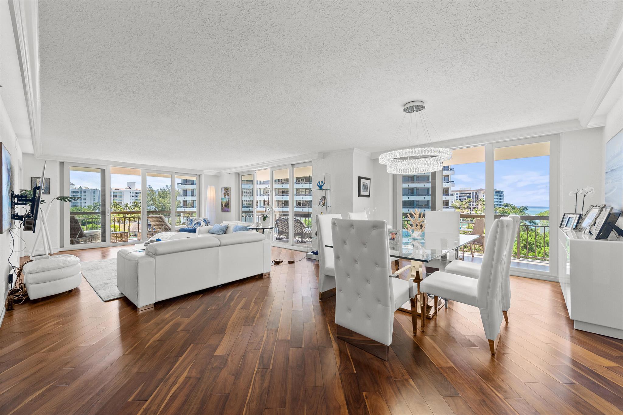 CARLTON CONDO - Residential Lease