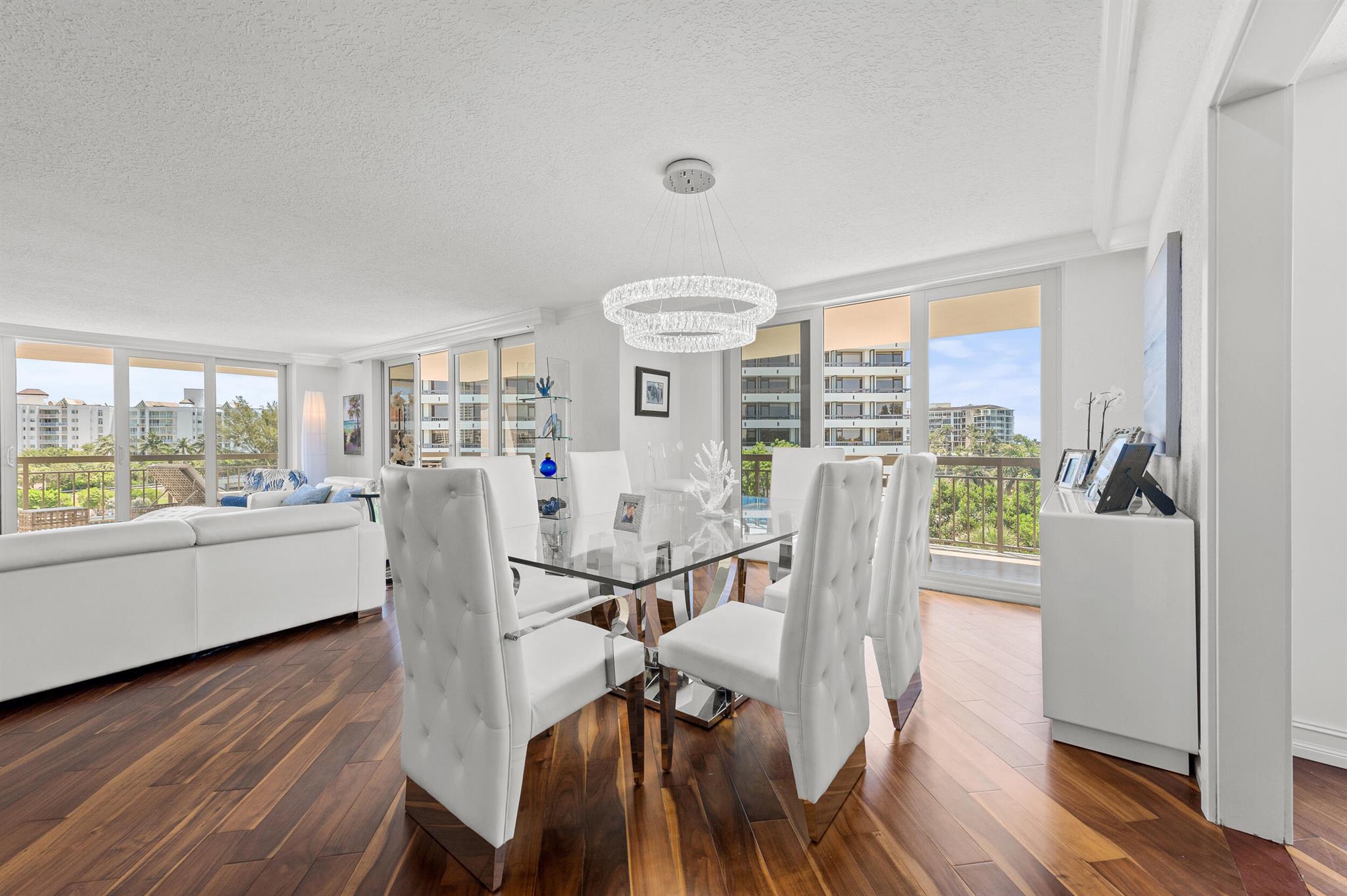 CARLTON CONDO - Residential Lease