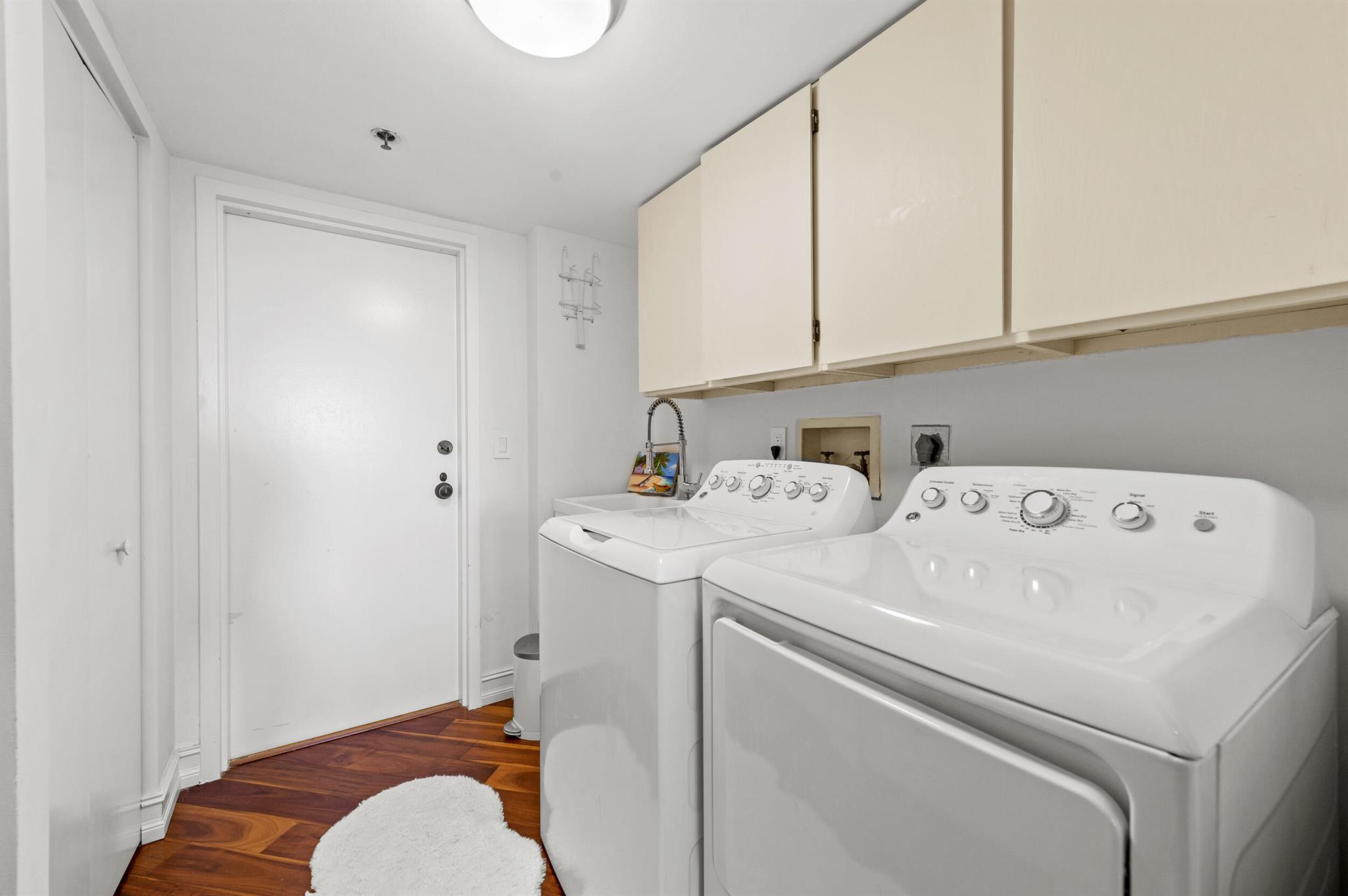 CARLTON CONDO - Residential Lease