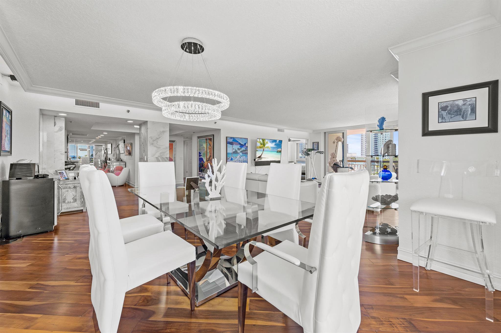 CARLTON CONDO - Residential Lease