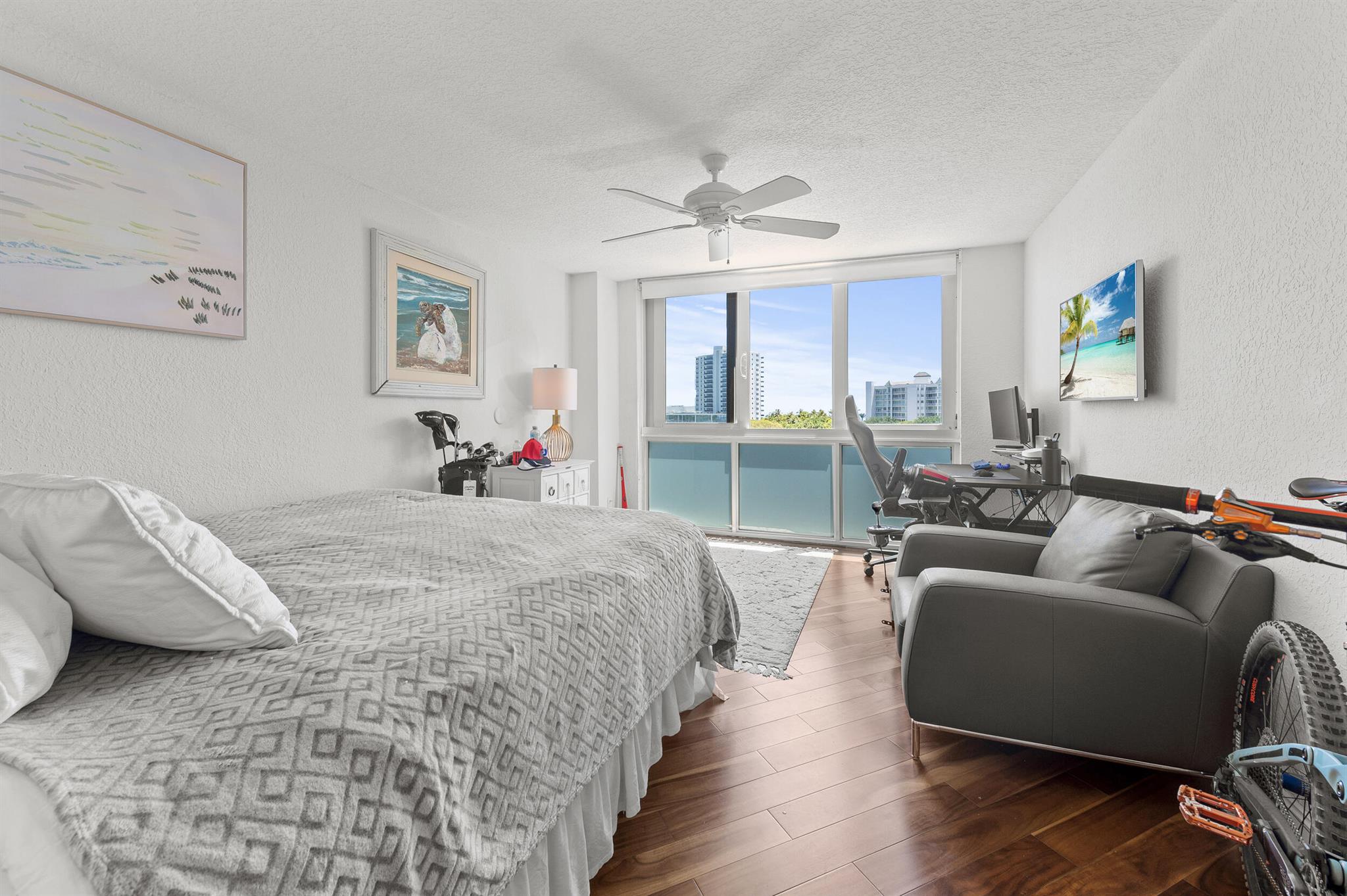 CARLTON CONDO - Residential Lease