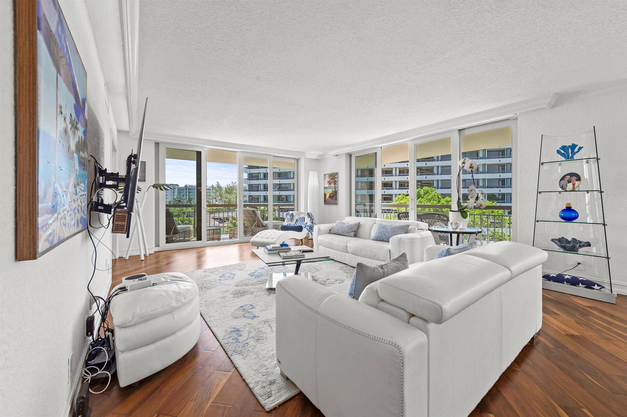 CARLTON CONDO - Residential Lease