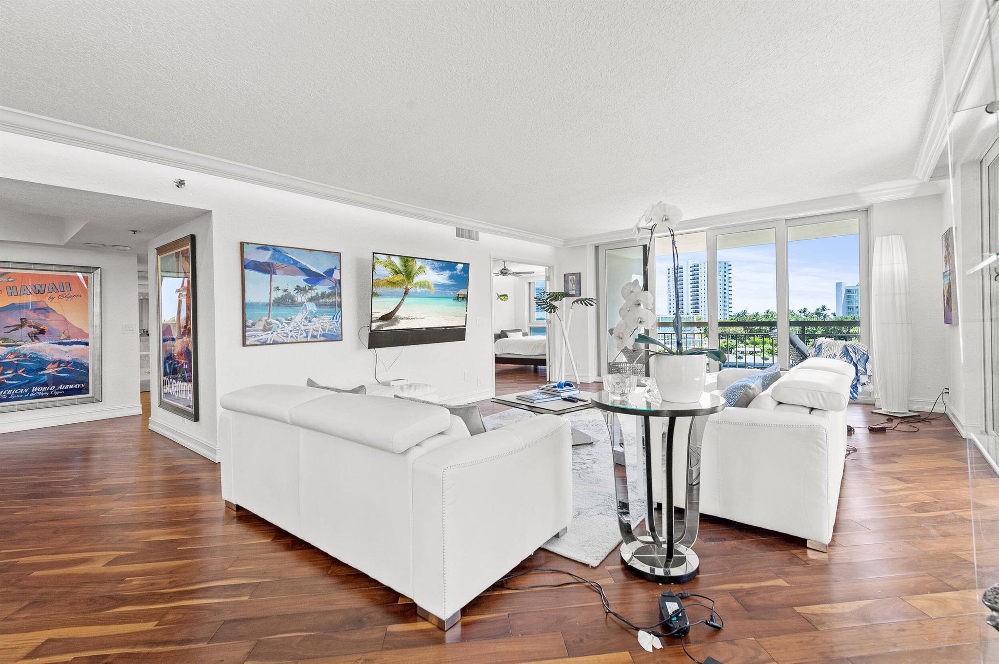 CARLTON CONDO - Residential Lease