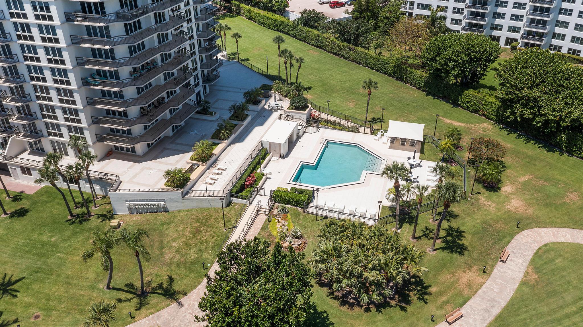 CARLTON CONDO - Residential Lease