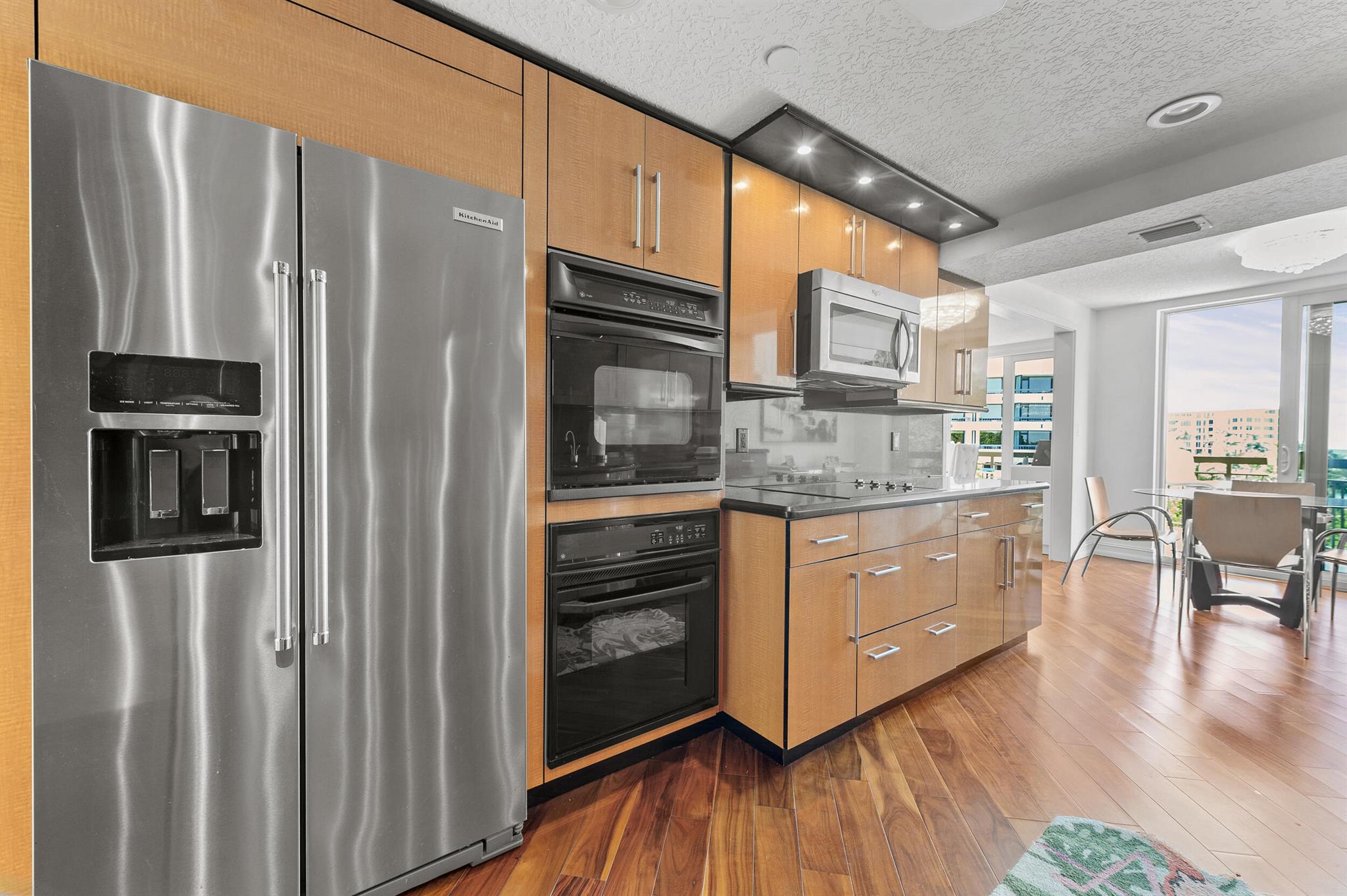 CARLTON CONDO - Residential Lease