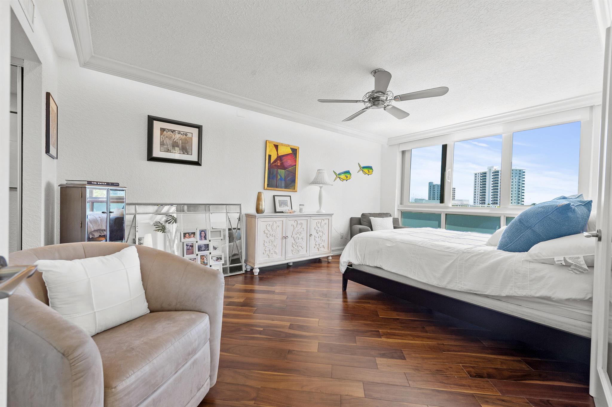 CARLTON CONDO - Residential Lease