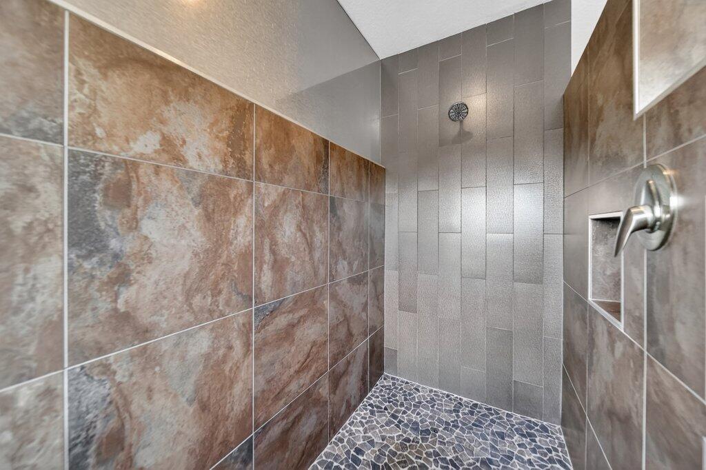 METES AND BOUNDS - Residential