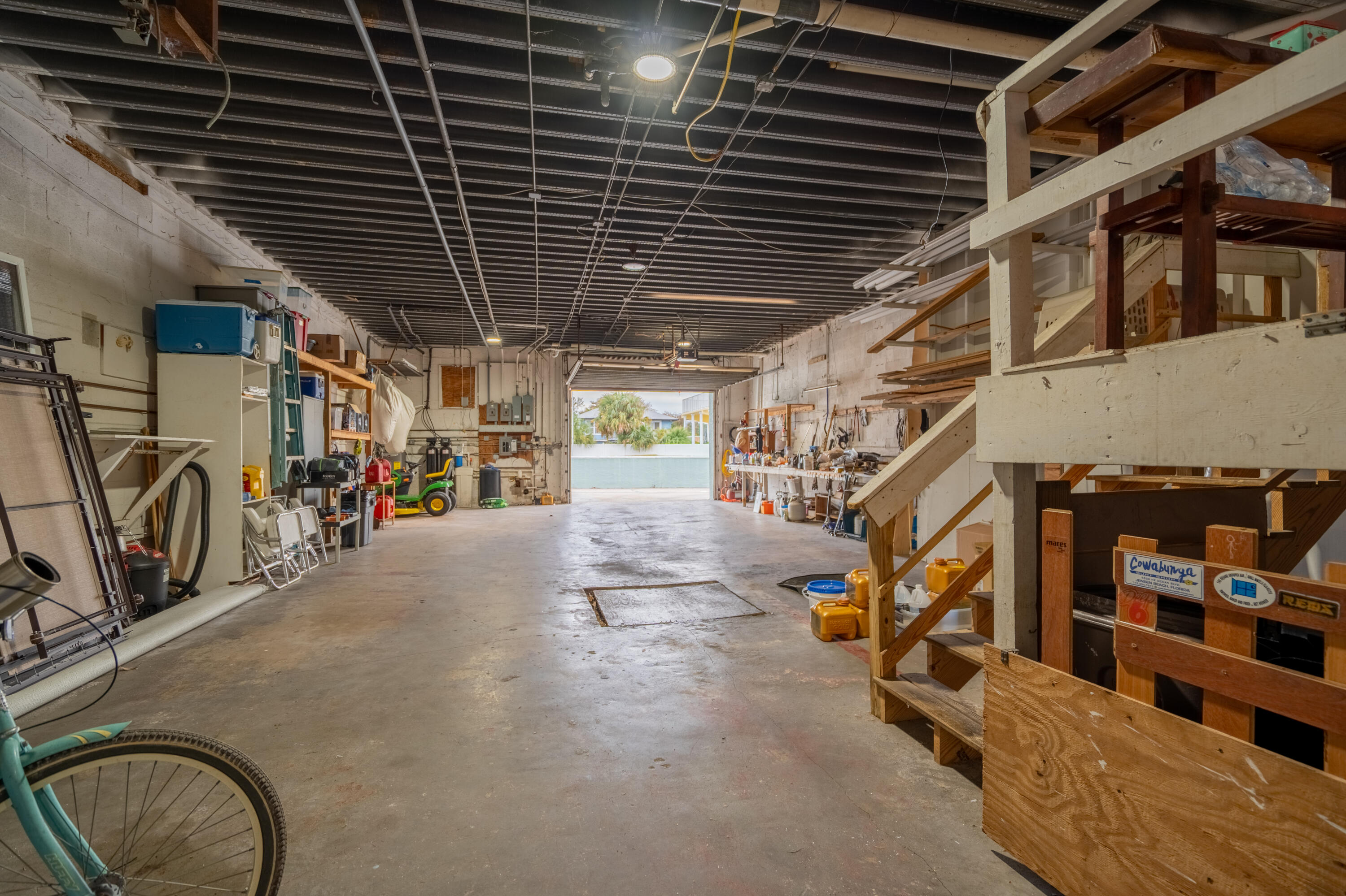 METES AND BOUNDS - Residential