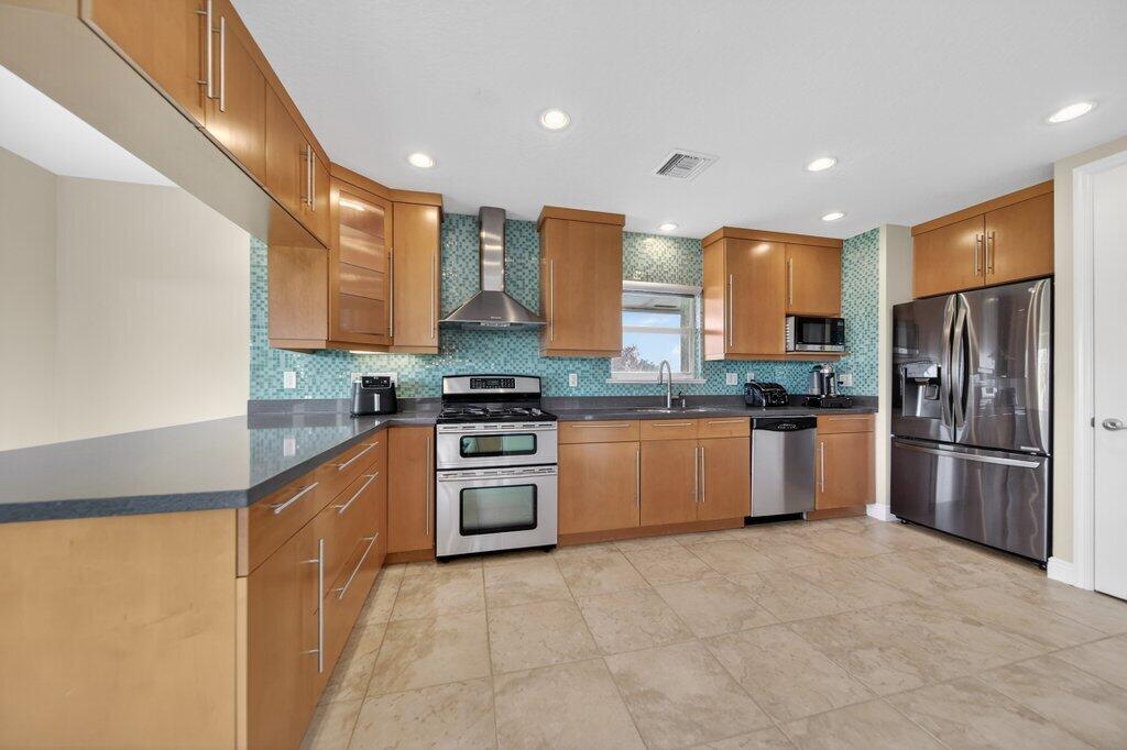 METES AND BOUNDS - Residential