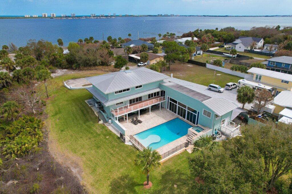 METES AND BOUNDS - Residential