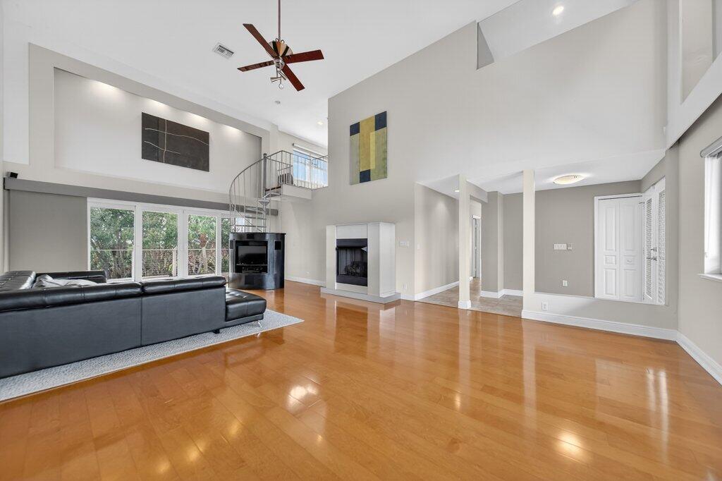 METES AND BOUNDS - Residential