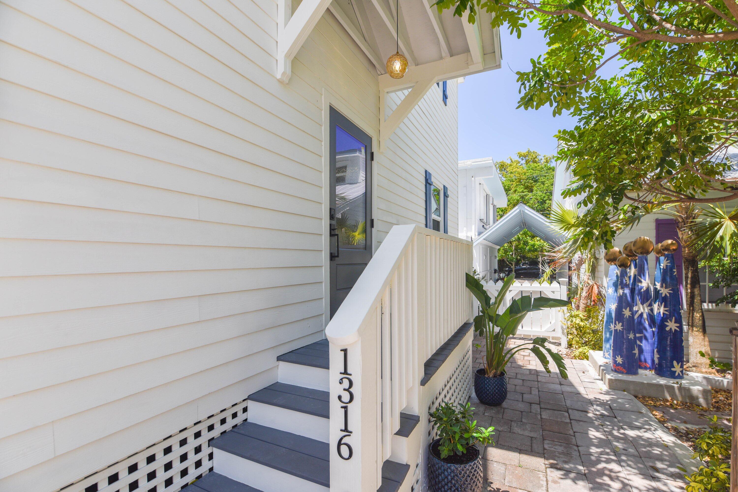 1316 Royal Street 6
