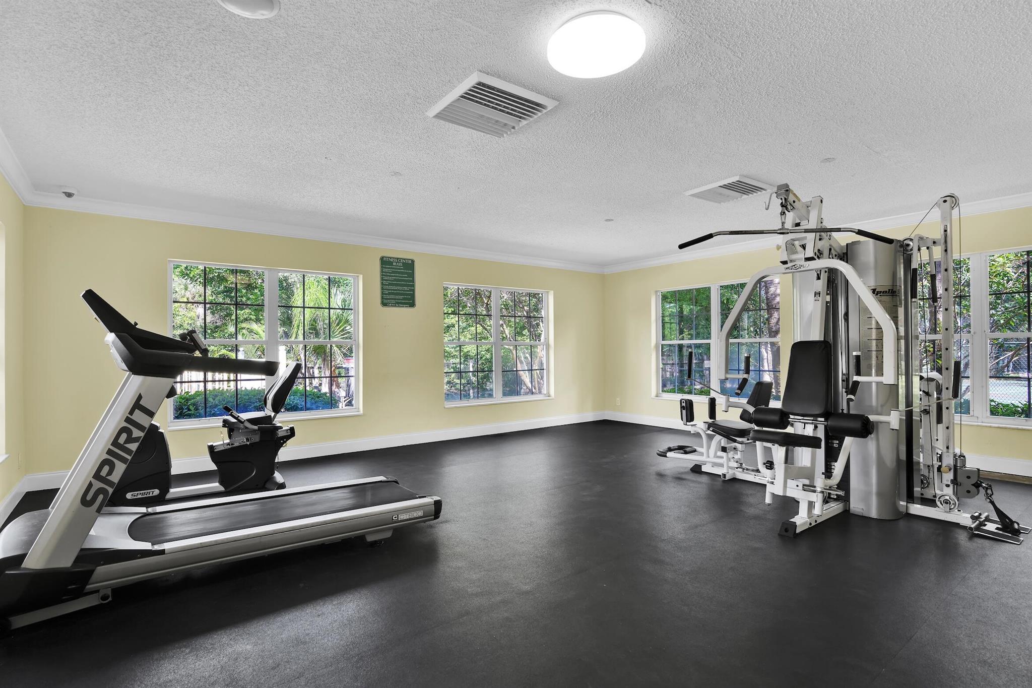 WINDWARD LAKES CONDO - Residential Lease