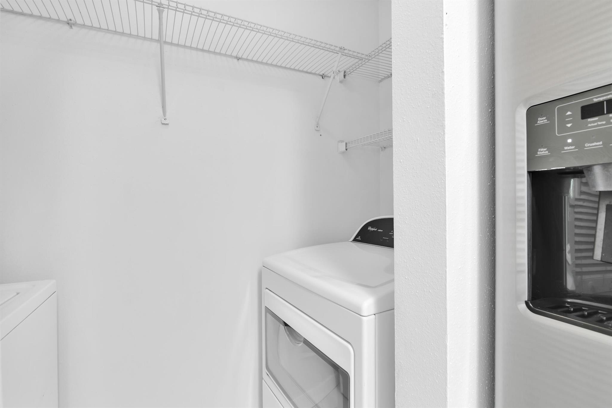 WINDWARD LAKES CONDO - Residential Lease