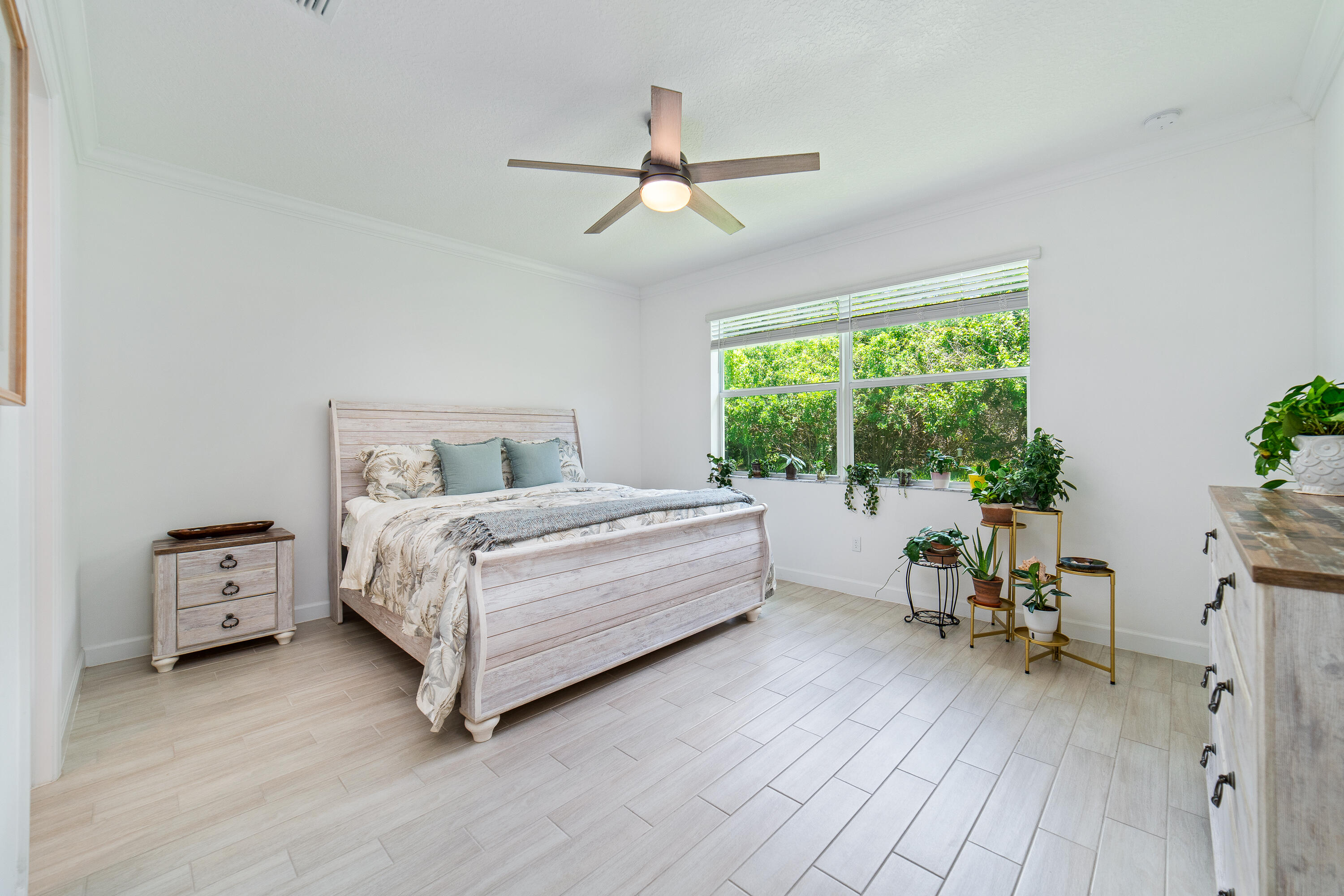 LAKES AT BROOKHAVEN - Residential