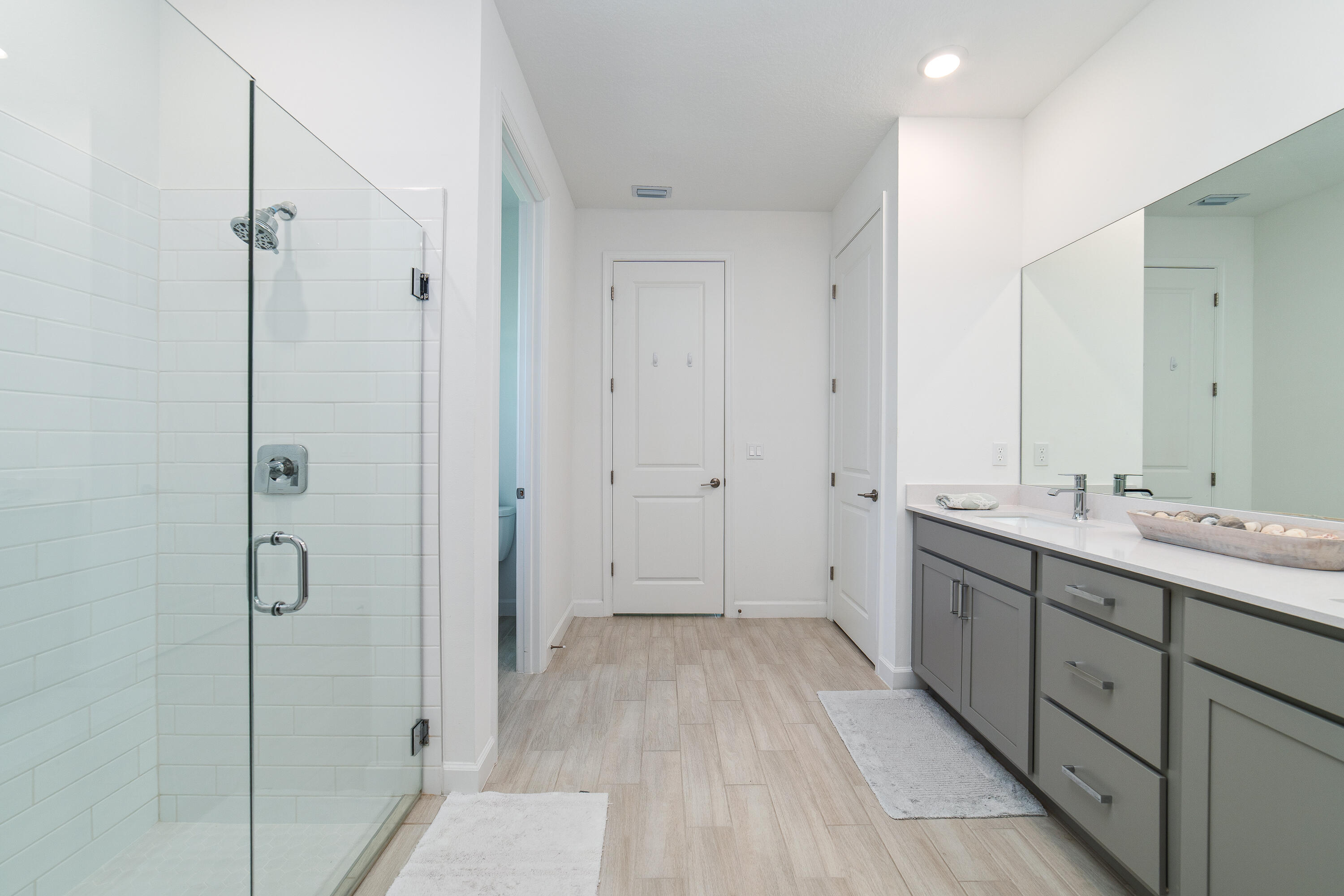 LAKES AT BROOKHAVEN - Residential