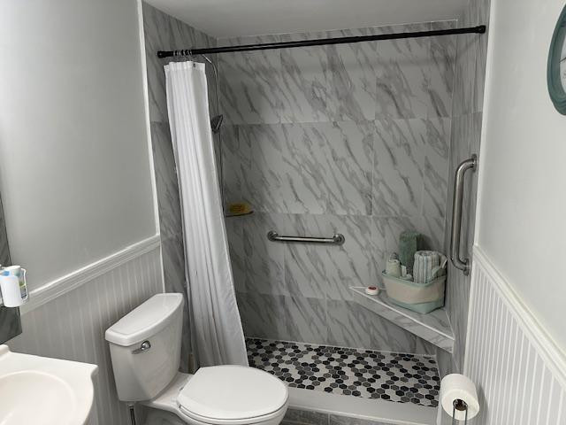 ORIOLE GARDENS THREE - Residential