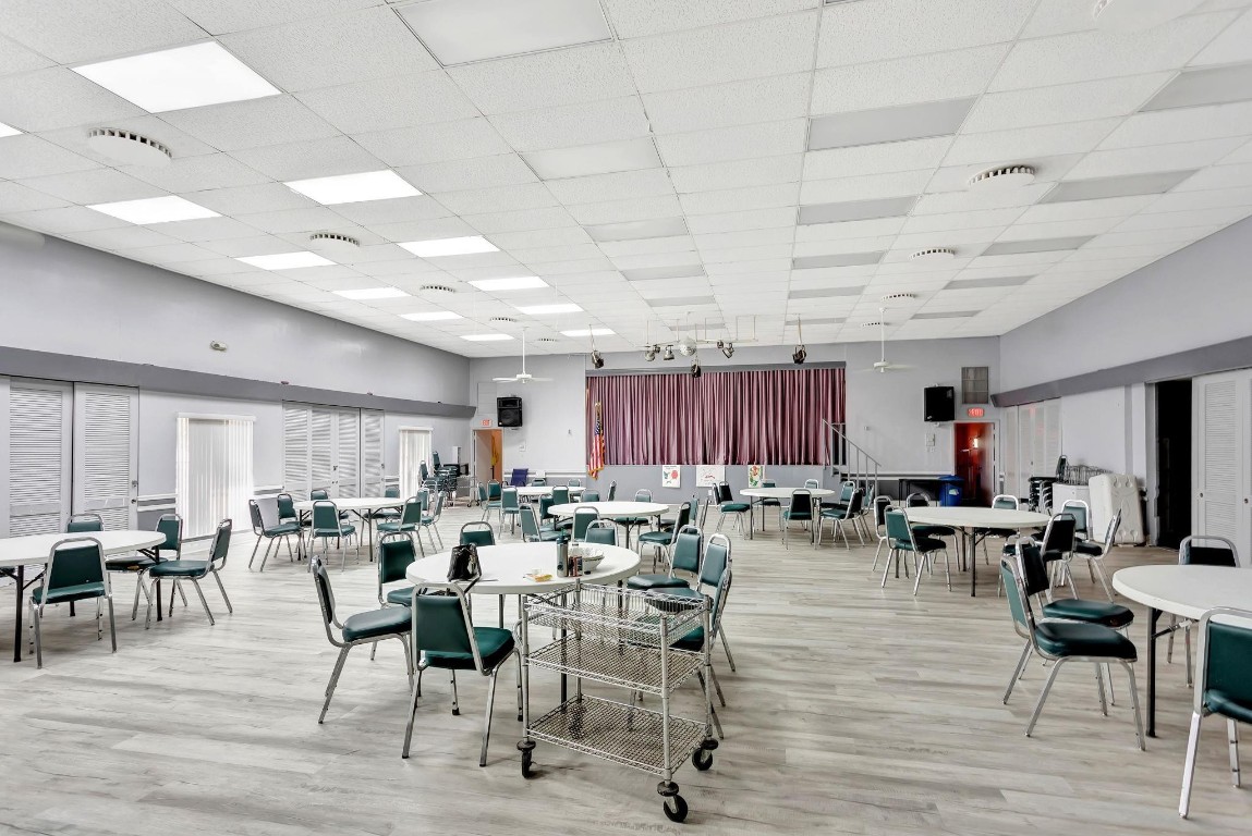 ORIOLE GARDENS THREE - Residential