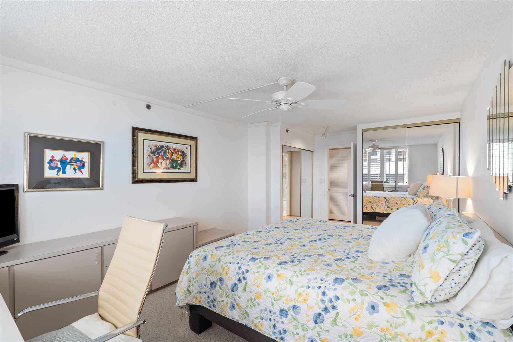 AMBASSADORS V NORTH CONDO - Residential