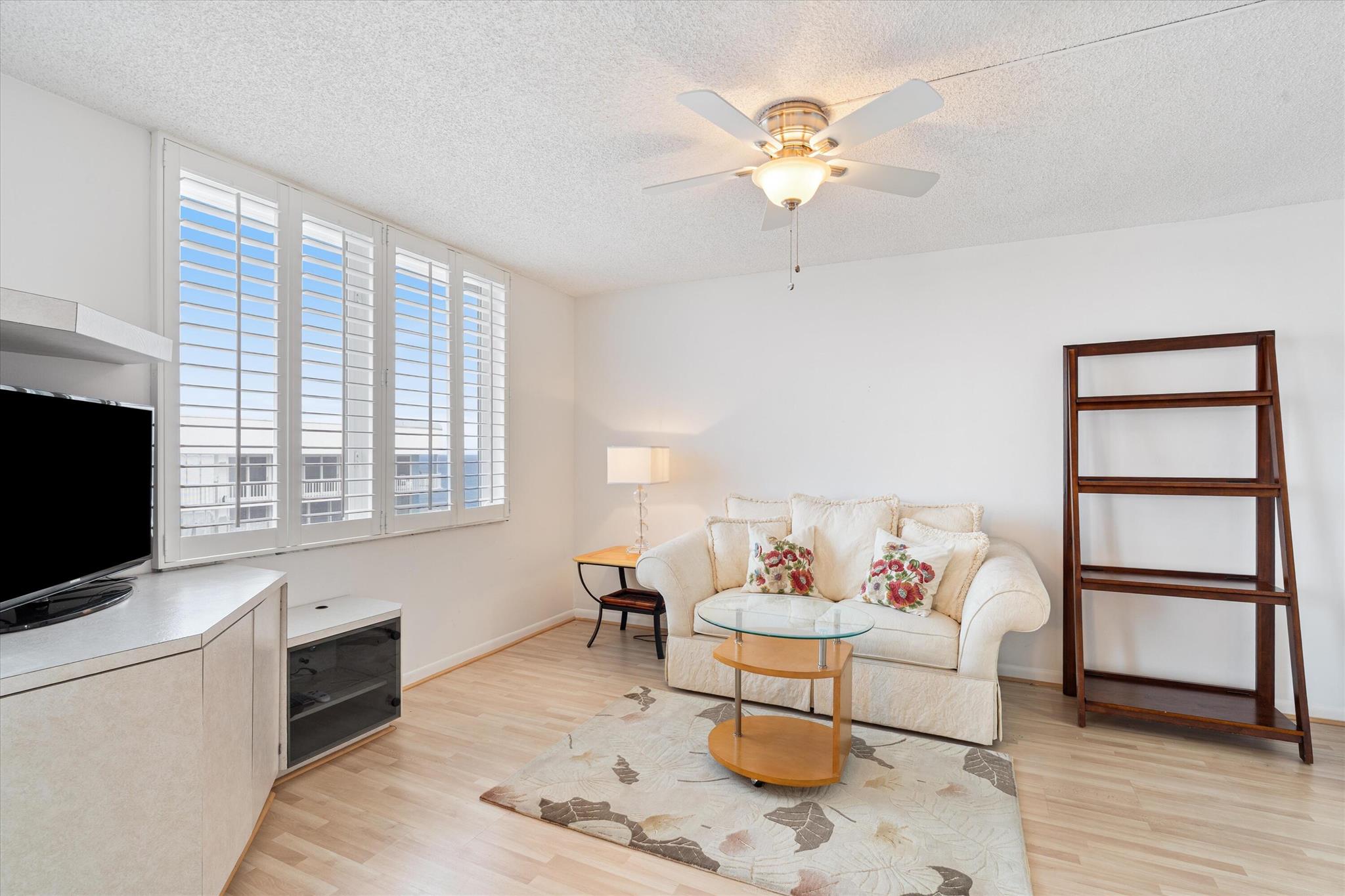 AMBASSADORS V NORTH CONDO - Residential