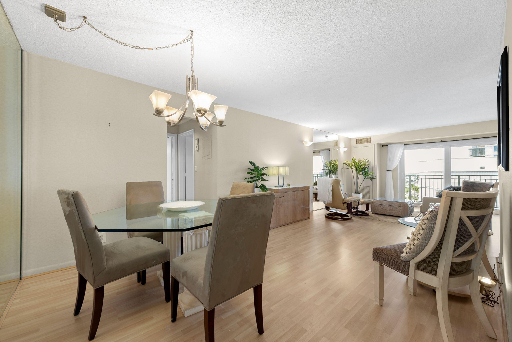AMBASSADORS V NORTH CONDO - Residential